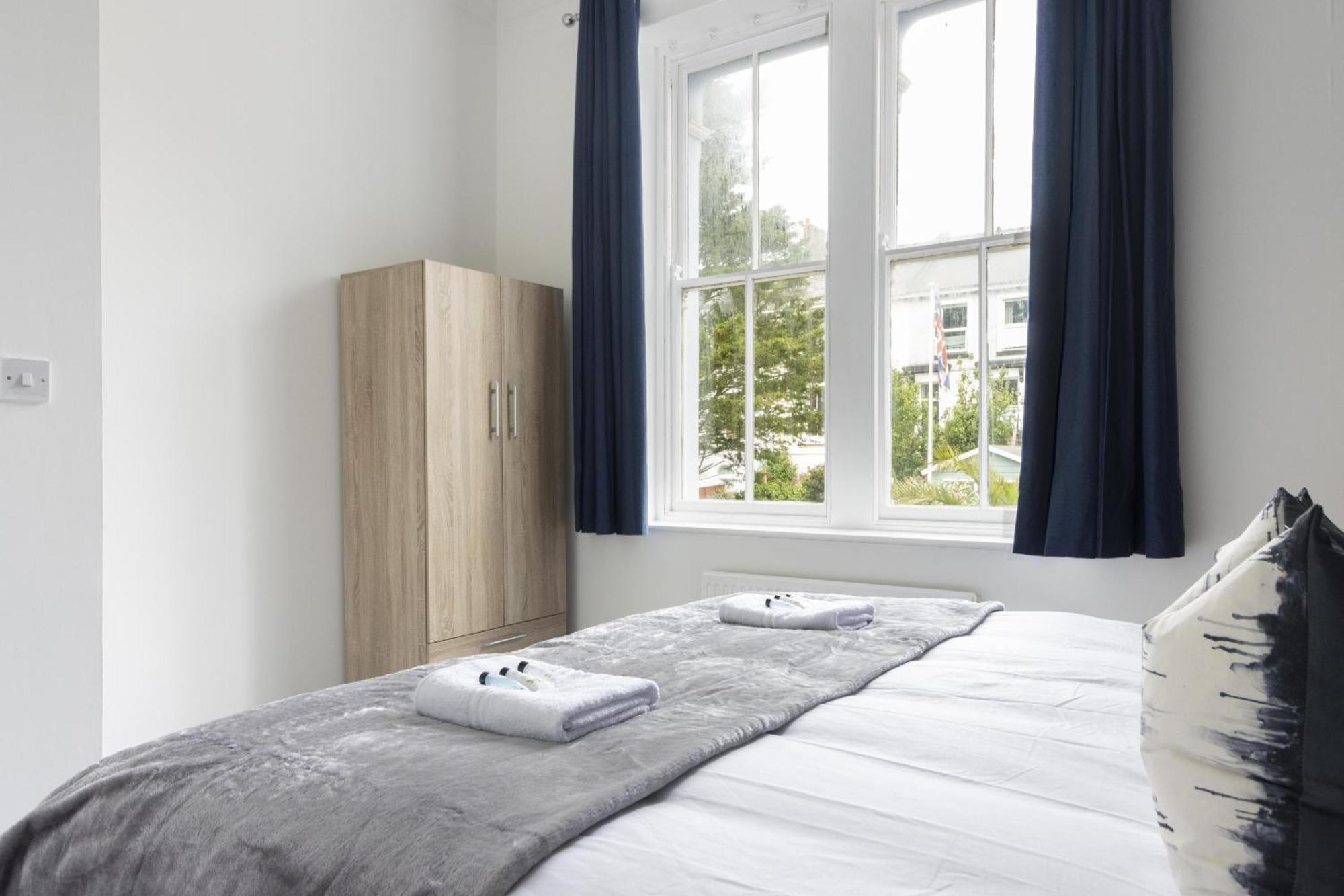 Apartamento Alexandra - Large 3 Bed Perfect For Contractors, Free Parking, Fast Wifi And Great Value! Plymouth Exterior foto